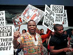 Bugs keep HIV at bay