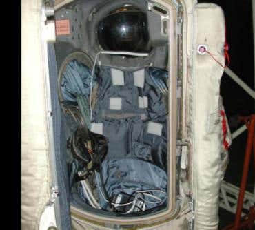 Wearable computer could rescue lost spacewalkers