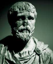 Virtual museum showcase reconstructs exhibits