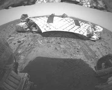 Mars rover makes its first tracks