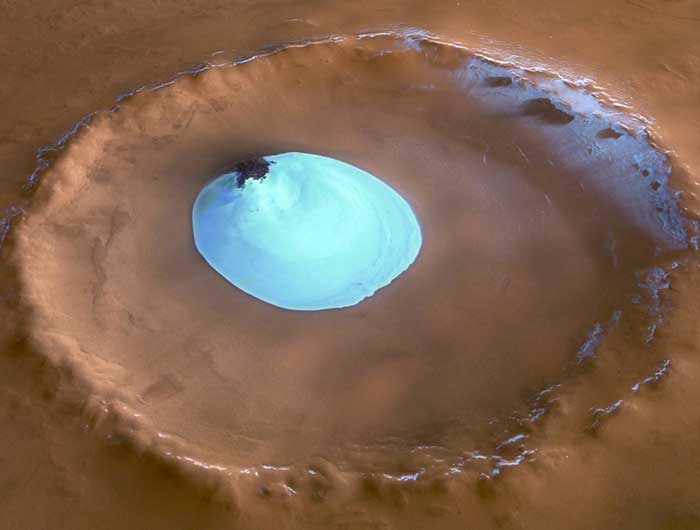 Frozen lake shines bright in Martian crater