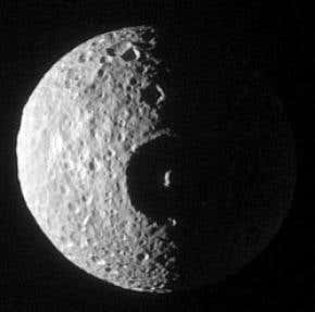 Saturn special: Mixed up moons