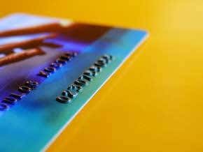 Beat cybercrime, switch to a virtual wallet