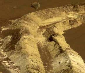 Last minute diversion takes Mars rover to safety