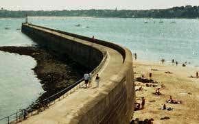 Porous plastic protects coastlines from erosion