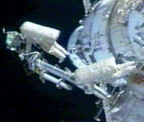 Astronauts carry out marathon space repairs