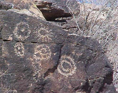 There are numerous examples of rock art in the Chaco Canyon National Monument depicting celestial objects