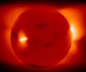 Supercomputer predicts shape of Sun's corona