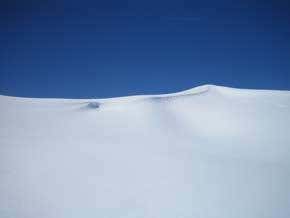 Pristine space dust found buried in snow