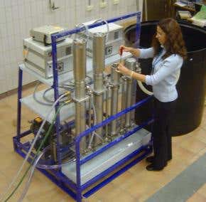 Sound blaster cleans contaminated soil