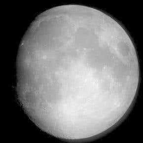 Future missions could damage lunar 'environment'