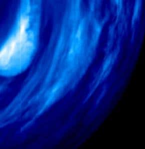 Mysterious waves seen in Venus's clouds