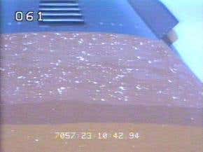 Hail damages space shuttle fuel tank