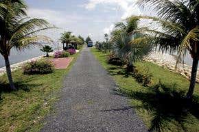 Island of trash or the 'Garbage of Eden'?