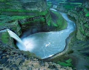 Histories: Scars of a catastrophe