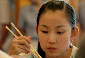 Taking drugs with food may take a bite out of costs