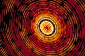 Nanolayers could hold key to invisibility cloak