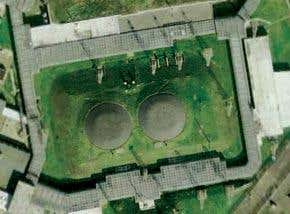 Nuclear weapons plant 'should be rebuilt'