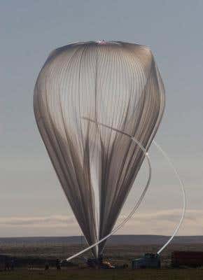 Giant balloon to loft world's largest solar telescope