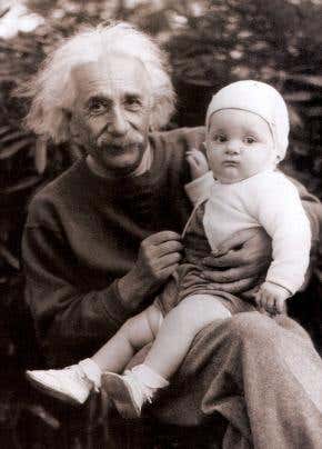 Illustrated books: <i>Albert Einstein: The persistent illusion of transience</i> by Ze'ev Rosenkranz and Barbara Wolff