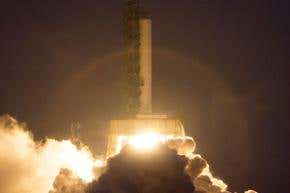 SpaceX tests multiple rocket engines for first time