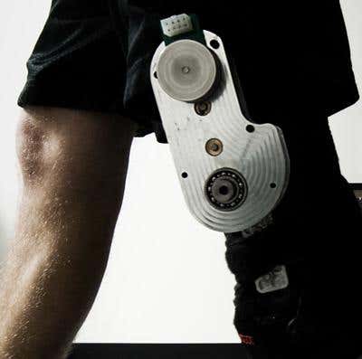 Knee device makes phone charging a walk in the park