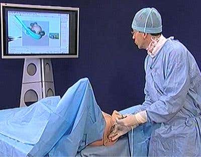 Robot that gives birth helps medics learn