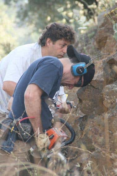 The team takes rock samples: G Gutierrez Alonso, orienting the samples and Arlo Weil drilling. The results obtained using this technique have helped understand the supercontinent's evolution 