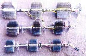 Bottle-brush robot goes where 'pigs' can't reach