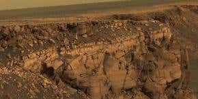 Mars rover plots escape from giant crater