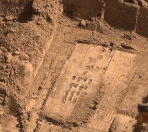 Mars lander to squirrel away soil in advance of winter