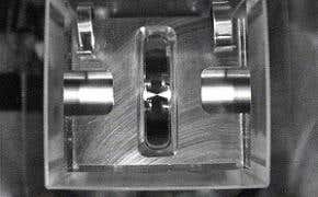 Cheap lenses could revolutionise quantum networks