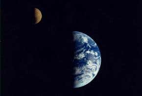 Sci-fi writers tackle how to move the Earth