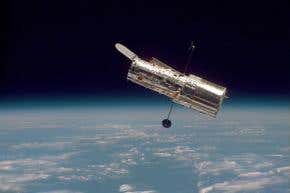 NASA attempts to reawaken Hubble