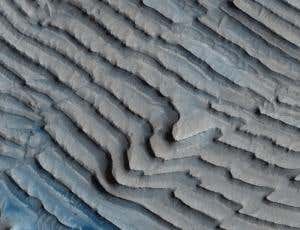 Martian rock steps mark past climate swings