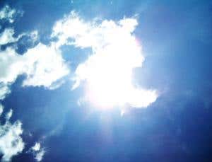 'Halo effect' explains brightest patches of sky