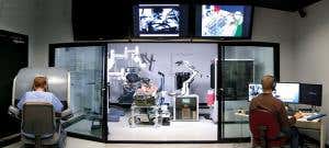 ER 2.0: Robots team up for surgery