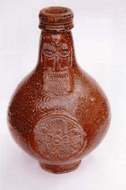 A 17th-century stoneware bottle similar to the Greenwich find