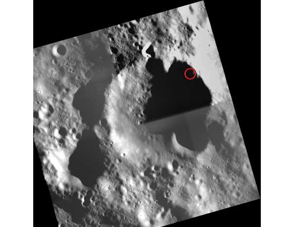 Kaguya is set to crash into the moon at a lunar latitude of 65.5° south and longitude of 80.4° east 