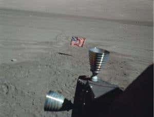 Apollo special: Welcome to Lunarville