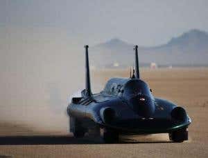 Steam-powered car breaks century-old speed record