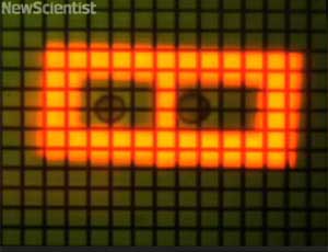 Laser gadget plays Pong with cells