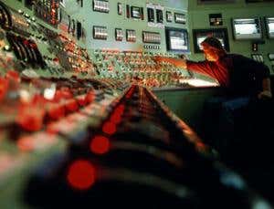 US networks and power grid under (mock) cyber-attack