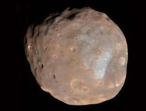 Martian moon's secrets to be revealed during fly-bys