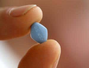 Better living through green chemistry: Pharmaceuticals