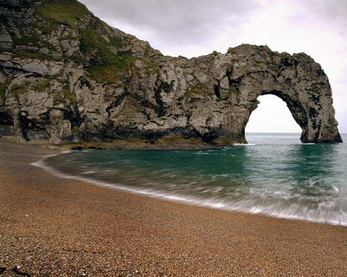 Picture puzzles separate human from machine