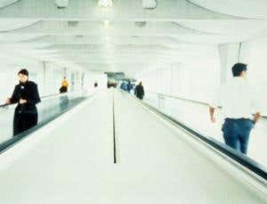 Moving illusions: Lopsided line-up