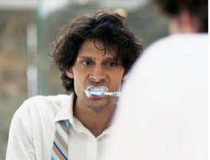 Smartphone app monitors your every move