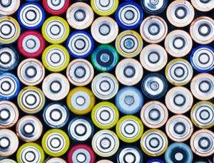 Nanoscale battering of charging battery seen on video