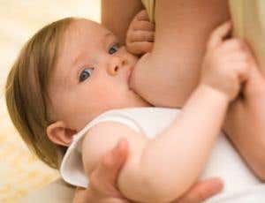 Breastfeeding boosts schoolboys' brains, not girls'